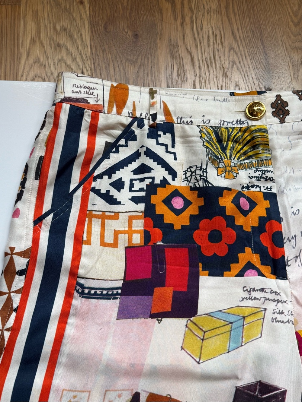 Tory Burch Sienna Printed Silk Trousers | Patchwork Collage | Size Medium - Picture 8 of 16